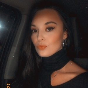 Meet your Posher, Chasity